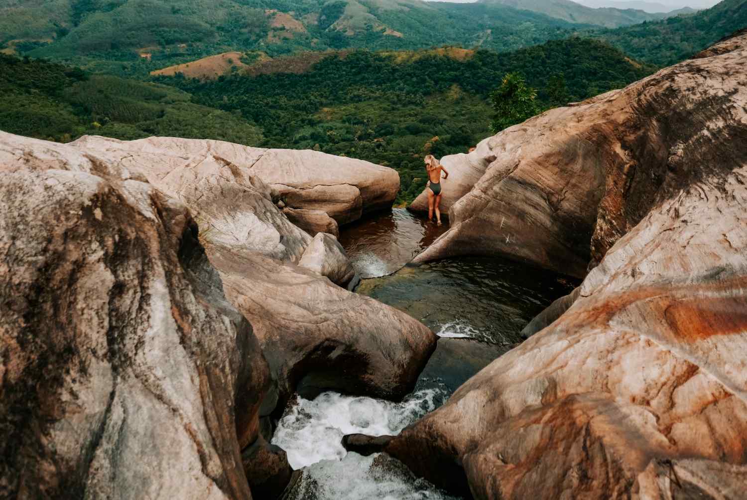 Diyaluma Falls 3